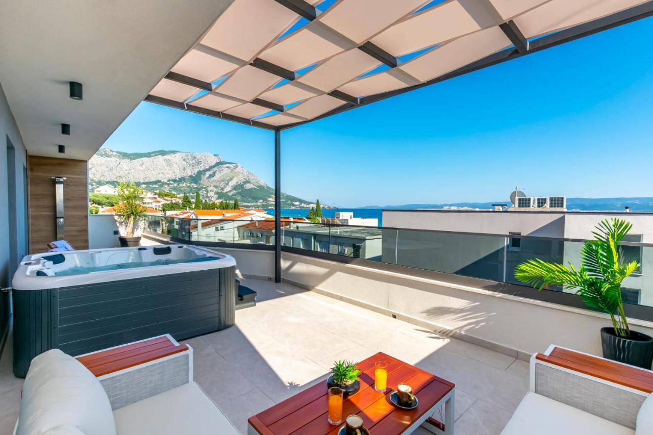 Luxury Penthouse White Angel Apartment